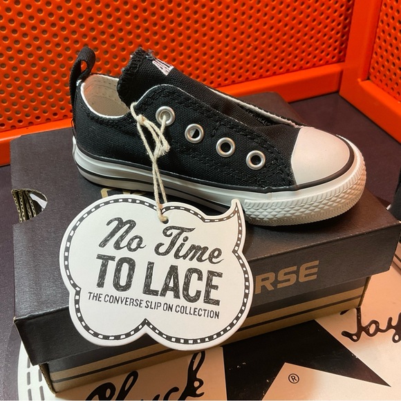 Converse Chuck Taylor Toddler Simple Slip in Black - Picture 5 of 6